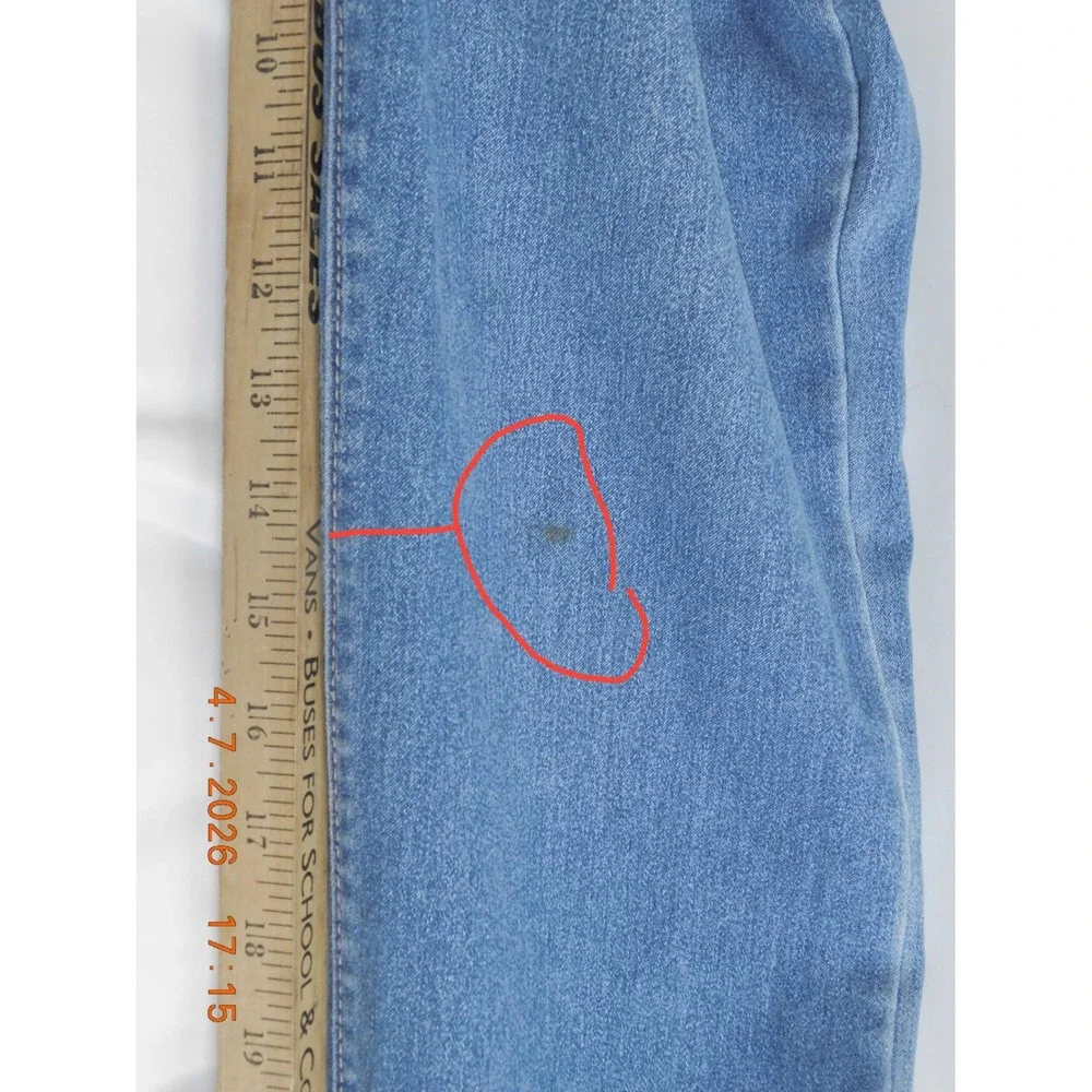 Bandolino Mandie Straight Leg Jeans Womens 10 Medium‎ Wash Blue Denim Pants